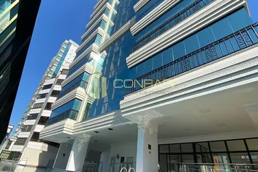 Apartamento &agrave; venda - 190m&sup2; - Meia Praia