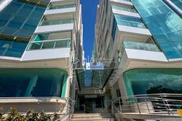Apartamento &agrave; venda - 165m&sup2; - Centro