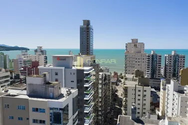 Apartamento &agrave; venda - 124m&sup2; - Meia Praia