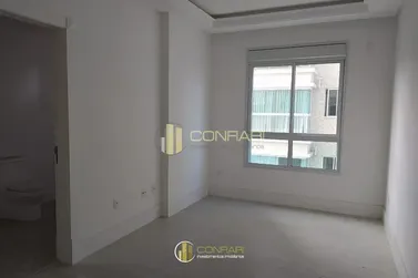 Apartamento &agrave; venda - 140m&sup2; - Centro