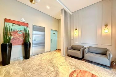 Apartamento &agrave; venda - 202m&sup2; - Meia Praia