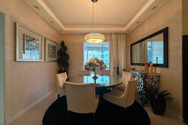 Apartamento &agrave; venda - 116m&sup2; - Meia Praia