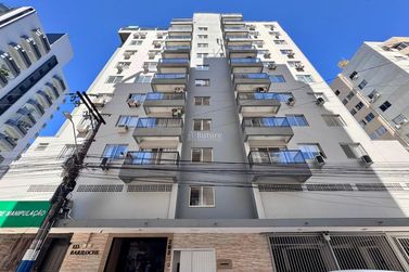 Apartamento &agrave; venda - 80m&sup2; - Centro