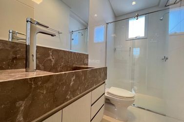 Apartamento &agrave; venda - 273m&sup2; - Meia Praia