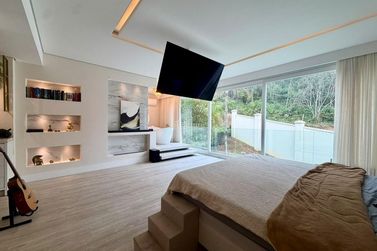 Casa &agrave; venda - 1200m&sup2; - Praia Brava