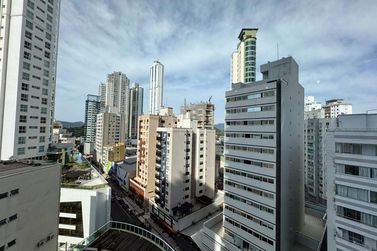 Apartamento &agrave; venda - 128m&sup2; - Centro