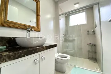 Apartamento &agrave; venda - 145m&sup2; - Meia Praia