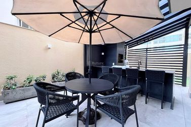 Apartamento &agrave; venda - 125m&sup2; - Meia Praia