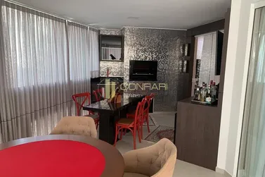 Apartamento &agrave; venda - 140m&sup2; - Meia Praia