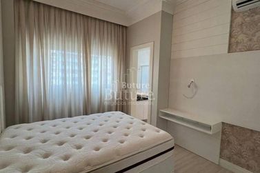 Apartamento &agrave; venda - 30m&sup2; - Meia Praia