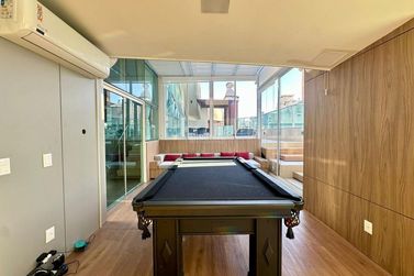 Apartamento &agrave; venda - 415m&sup2; - Meia Praia
