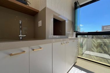 Apartamento &agrave; venda - 137m&sup2; - Meia Praia