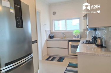 Apartamento para alugar - 127m&sup2; - Meia Praia