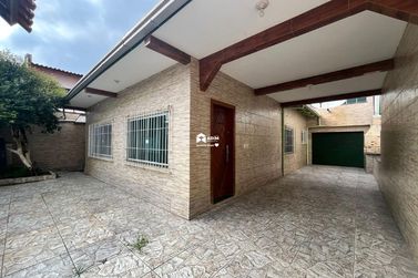 Casa para alugar - 252m&sup2; - Municipios