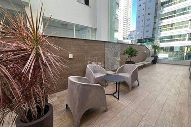 Apartamento para alugar - Meia Praia