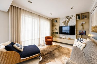 Apartamento &agrave; venda - 145m&sup2; - Meia Praia