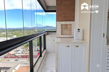 Apartamento para alugar - 93m&sup2; - Meia Praia