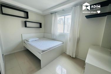 Apartamento para alugar - 225m&sup2; - Centro