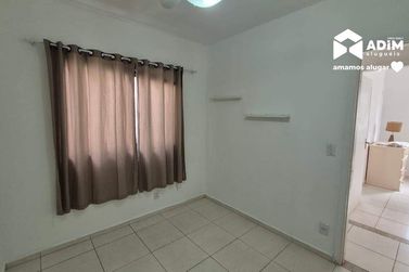 Apartamento para alugar - 75m&sup2; - Centro