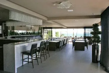 Apartamento &agrave; venda - 281m&sup2; - Meia Praia