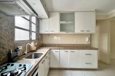 Apartamento para alugar - 60m&sup2; - Centro