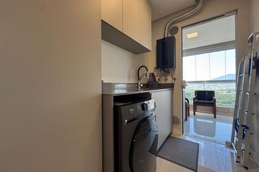 Apartamento &agrave; venda - 85m&sup2; - Meia Praia