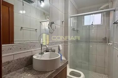 Apartamento para alugar - 87m&sup2; - meia praia