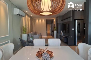 Apartamento para alugar - 142m&sup2; - Meia Praia