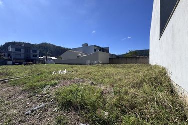 Terreno &agrave; venda - 300m&sup2; - Bairro Rio Pequeno