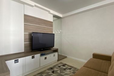 Apartamento para alugar - 130m&sup2; - Centro