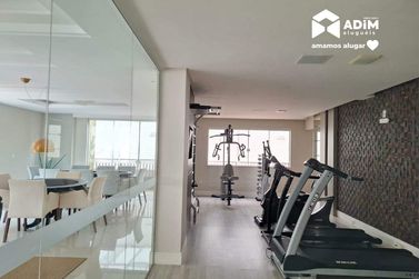 Apartamento para alugar - 133m&sup2; - Meia Praia