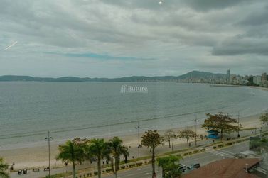 Apartamento &agrave; venda - 447m&sup2; - Centro