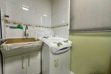 Apartamento &agrave; venda - 107m&sup2; - Meia Praia