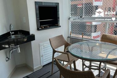 Apartamento para alugar - 110m&sup2; - Meia Praia
