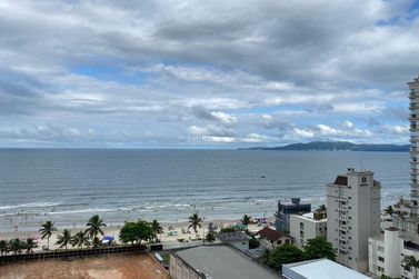Apartamento &agrave; venda - 157m&sup2; - Meia Praia