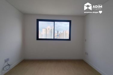 Apartamento para alugar - 81m&sup2; - Centro