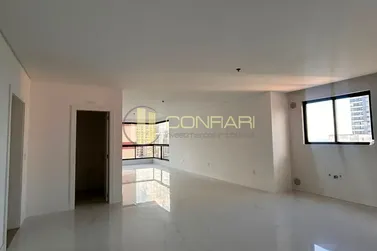 Apartamento &agrave; venda - 206m&sup2; - meia praia