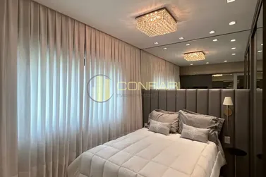 Apartamento &agrave; venda - 180m&sup2; - Meia Praia