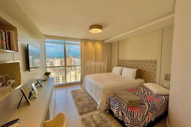 Apartamento &agrave; venda - Meia Praia