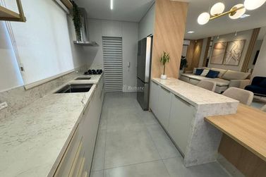 Apartamento &agrave; venda - Meia Praia