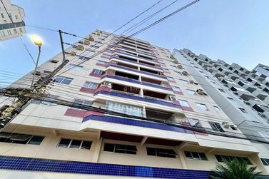 Apartamento &agrave; venda - 111m&sup2; - Centro
