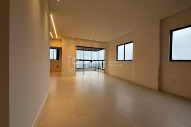 Apartamento &agrave; venda - 87m&sup2; - Pereque