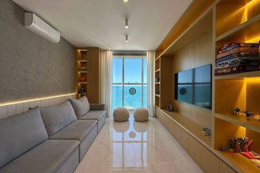 Apartamento &agrave; venda - Meia Praia