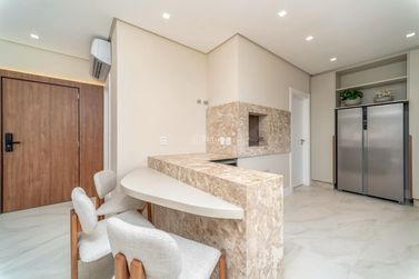 Apartamento &agrave; venda - 193m&sup2; - Barra Sul