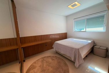 Apartamento &agrave; venda - Meia Praia