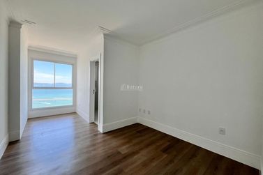 Apartamento &agrave; venda - 190m&sup2; - Centro
