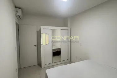 Apartamento para alugar - 130m&sup2; - Meia Praia