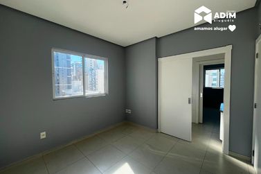 Apartamento para alugar - 153m&sup2; - Centro