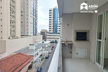 Apartamento para alugar - 64m&sup2; - Meia Praia