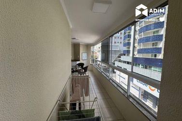 Apartamento para alugar - 87m&sup2; - Centro